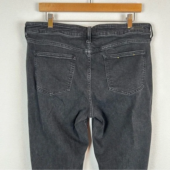 Pilcro Anthropologie High Rise Flare Black Jeans Front Seam Raw Hem 32 - Picture 9 of 15